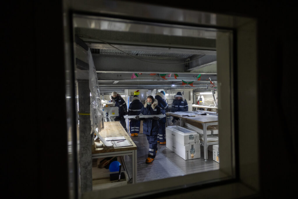 ‘Stories Trapped in Ice | Ice Cores – The Past and the Future’