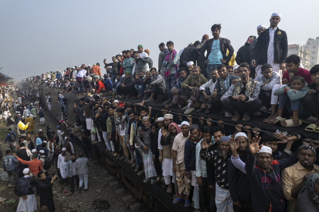 Toji train station in Dhaka